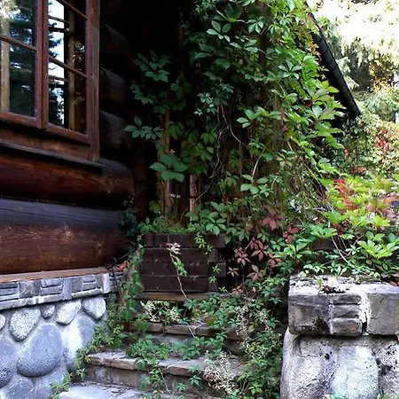 Willa Amata Guest house